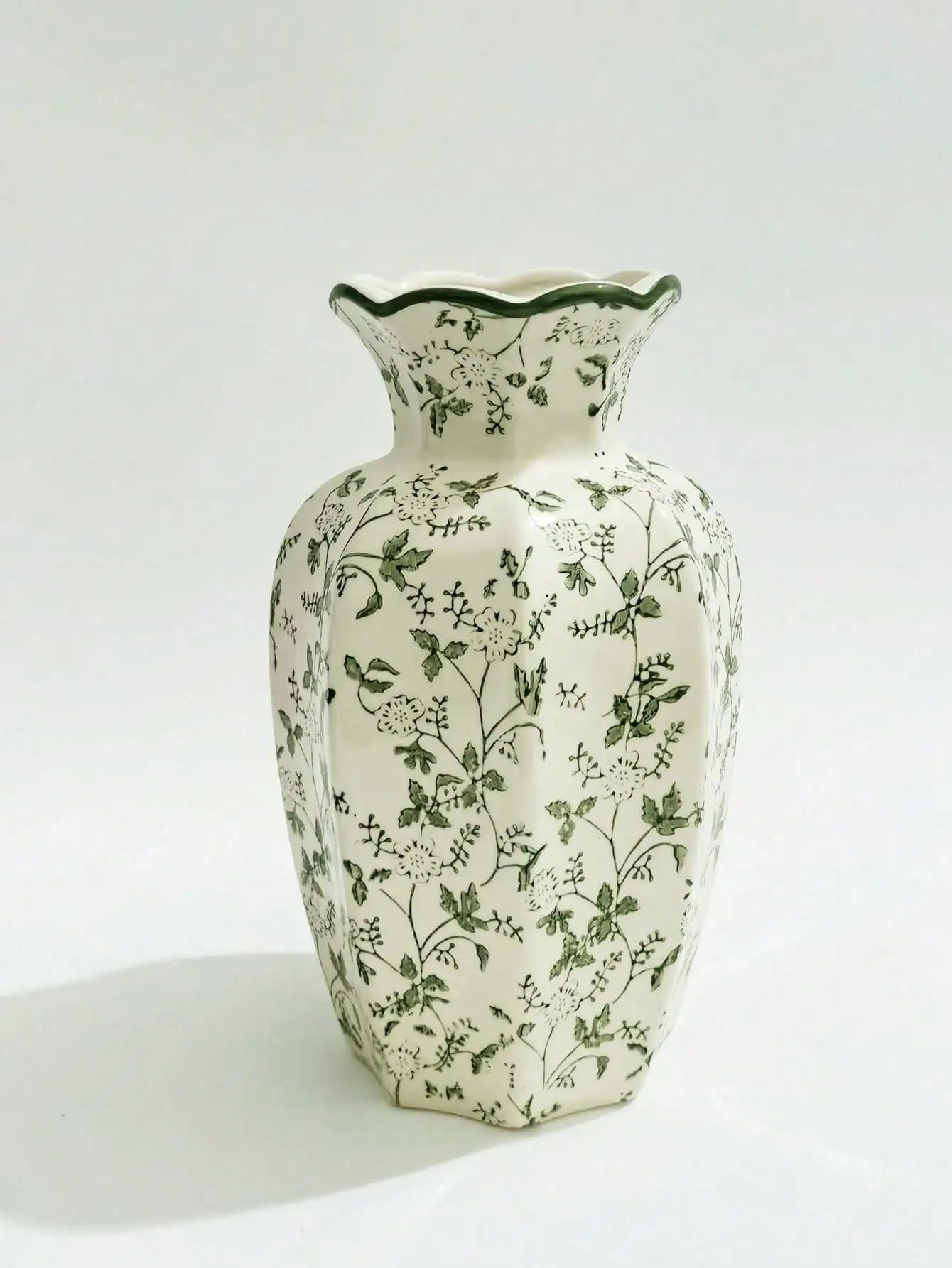 Porcelain Flower Vase, Chinese Retro Style Decor For Living Room